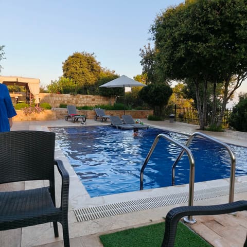 The Oakpool — photograph 4