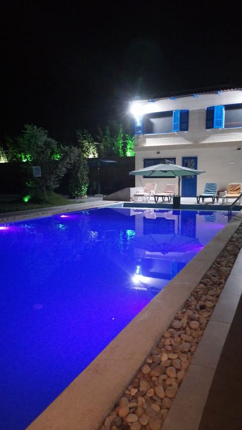 Gracemony private pool(Grace of Harmony) — photograph 3