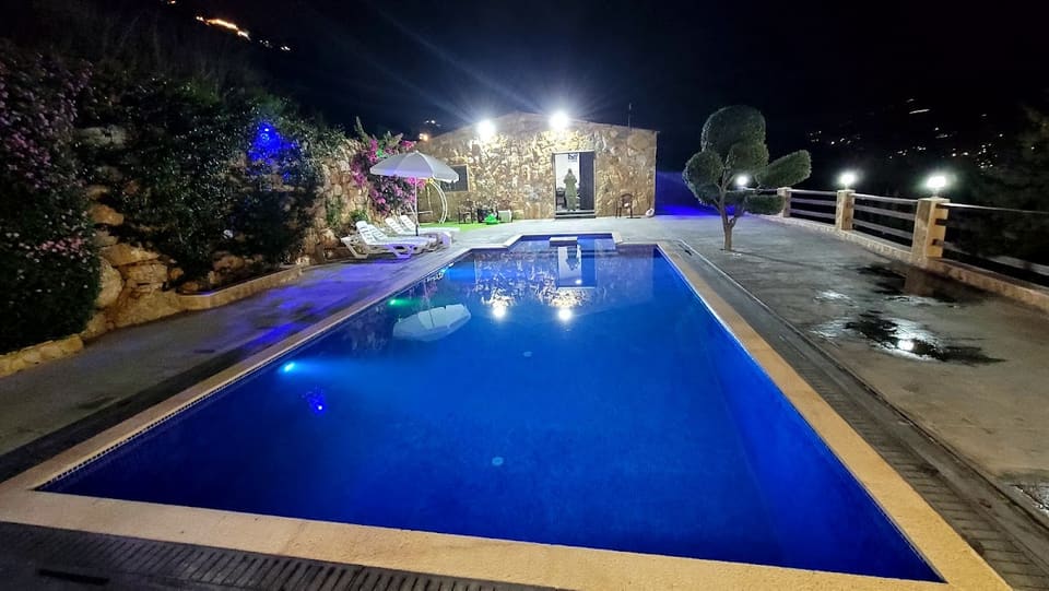 La vista private pool