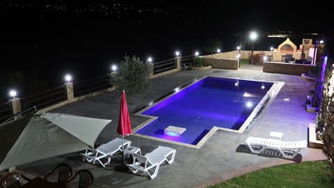 La vista private pool — photograph 4