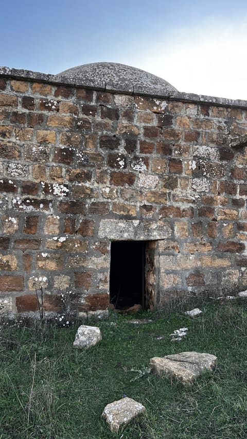 Maqam Al Nabi Misha — photograph 4