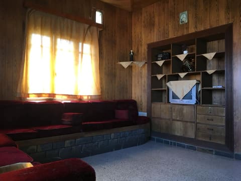 Bayt el Hara — photograph 4