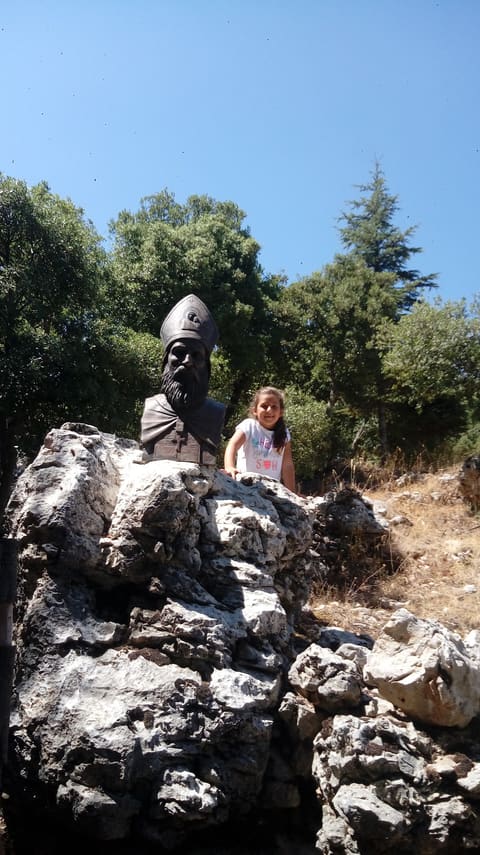 Hadiqat Al Battarakeh Al Maronite — photograph 3