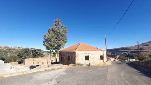 Kanisat Mar Youhanna Maroun — photograph 3