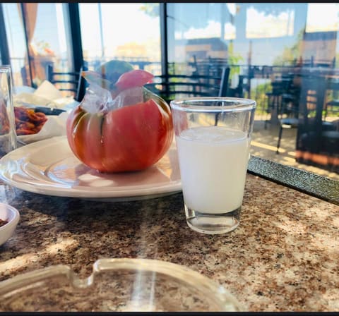 Beit El Habayeb Restaurant — photograph 4