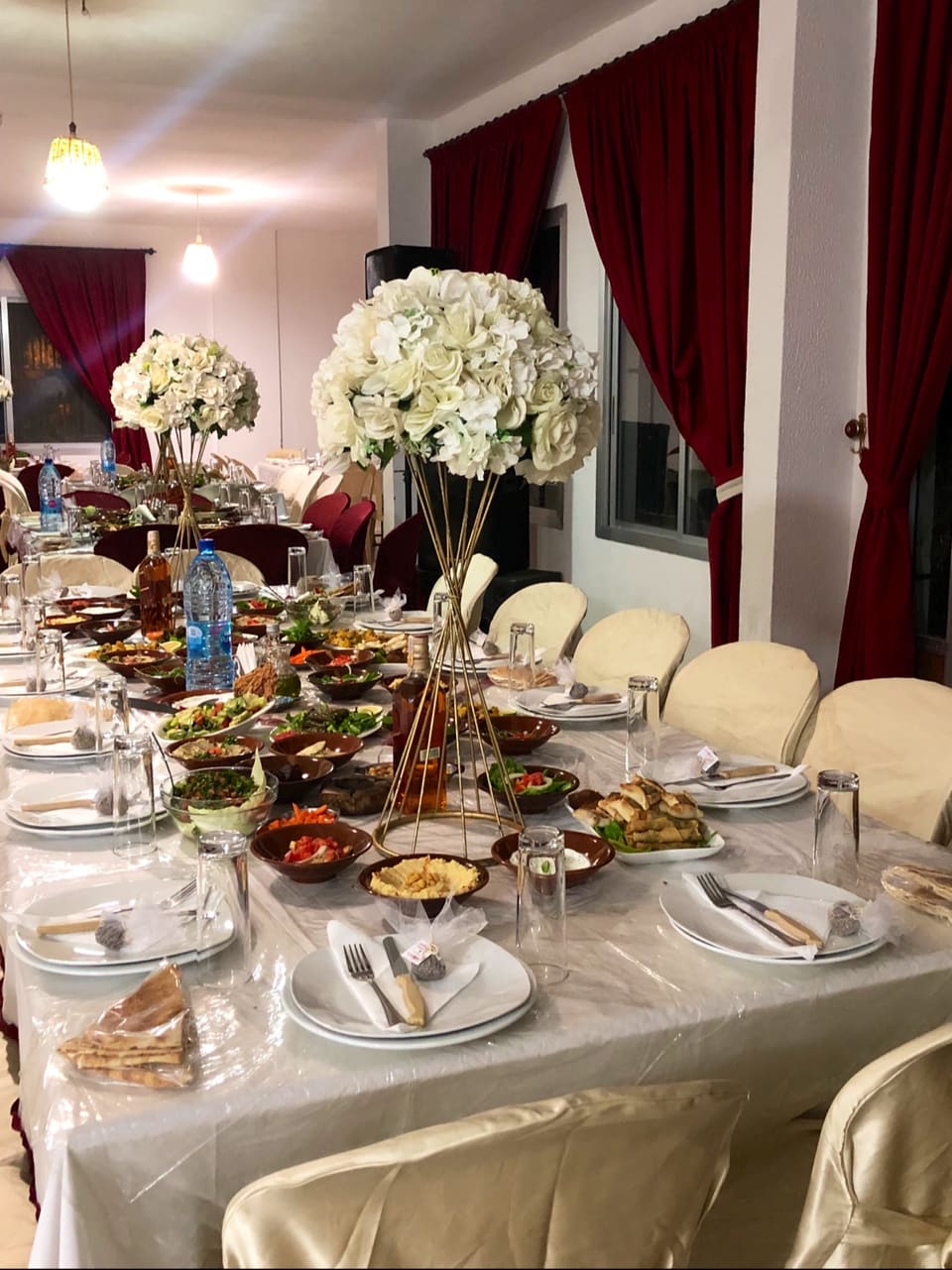 Karm Al Zaarour Restaurant