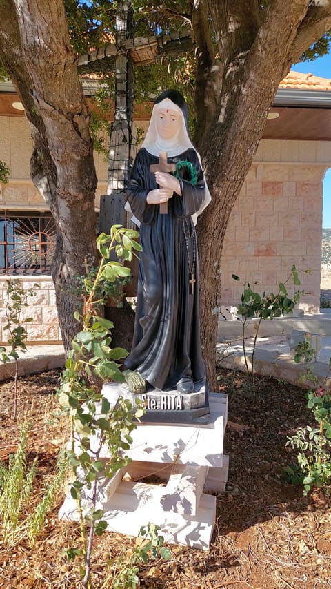 Kaniset Al Qadise Rita — photograph 5