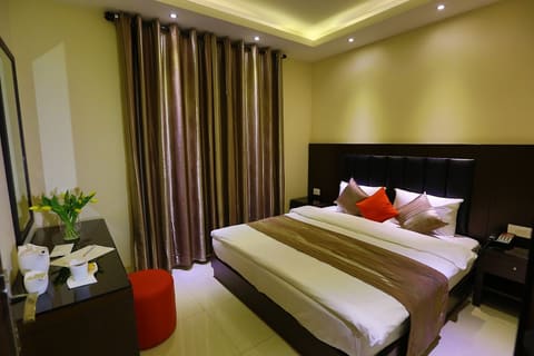 JOUNIEH SUITES BOUTIQUE HOTEL — photograph 2