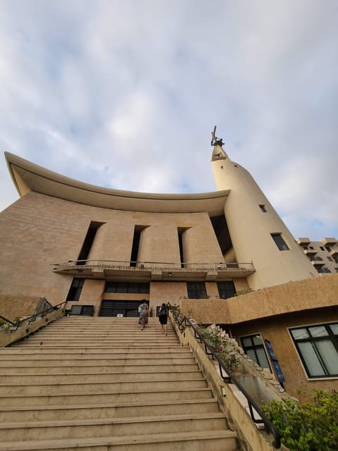 Church of Our Lady of the cave — photograph 2