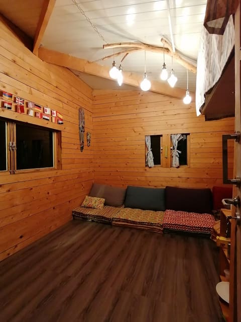 The Orchard Treehouse — photograph 2
