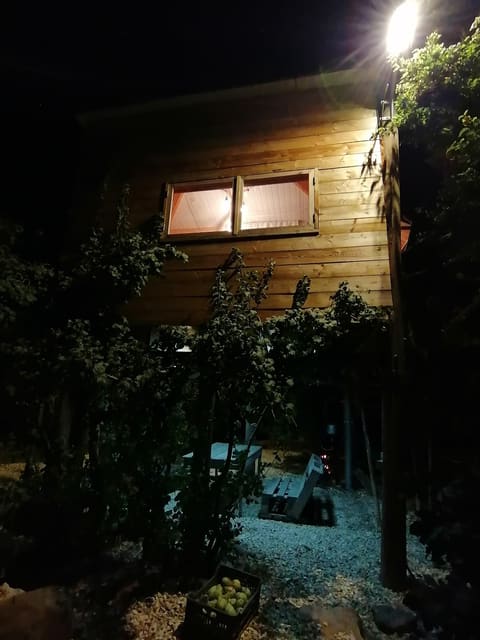 The Orchard Treehouse — photograph 4