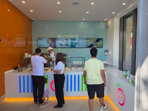 Pinkberry — photograph 3