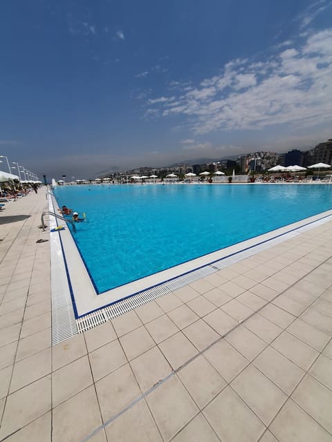 La Marina Club — photograph 3