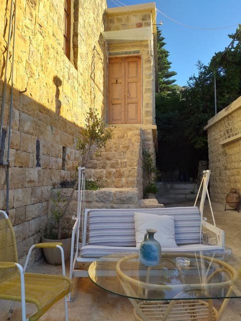 Le Cremier Deir El Qamar — photograph 6