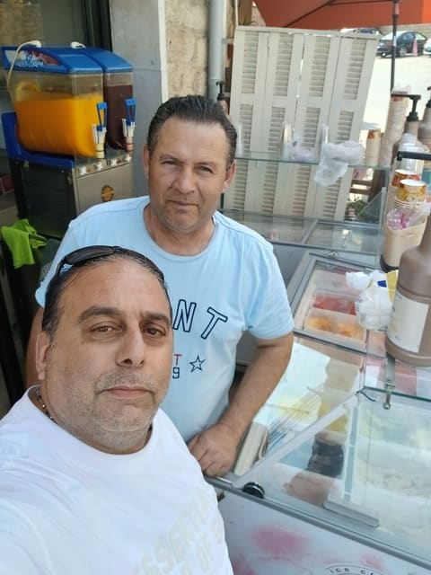 Olina ice cream shop — photograph 5