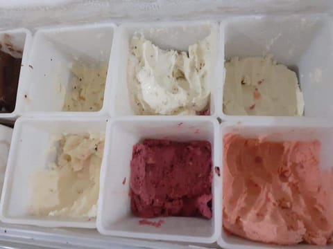 Al Rif icecream — photograph 3