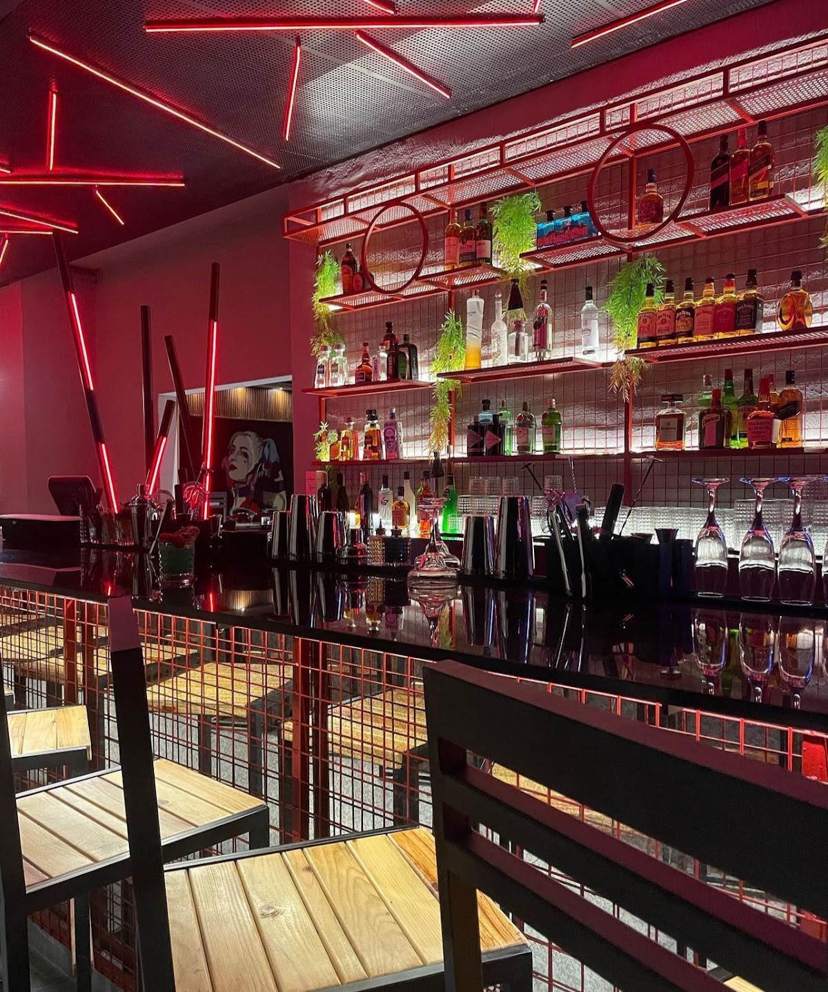 Joker's lounge bar — photograph 3