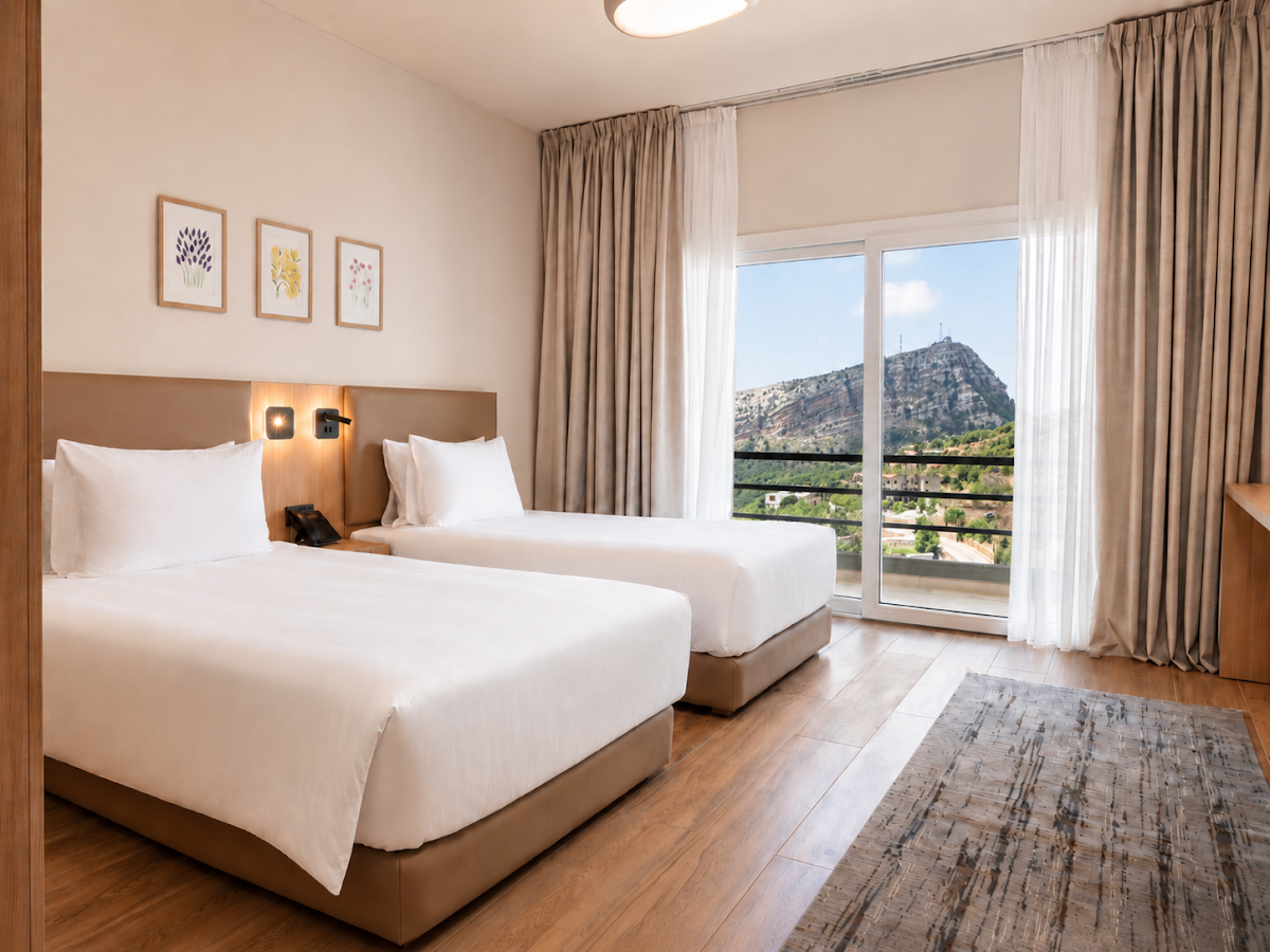 Ridge Hotel Ehden — photograph 2