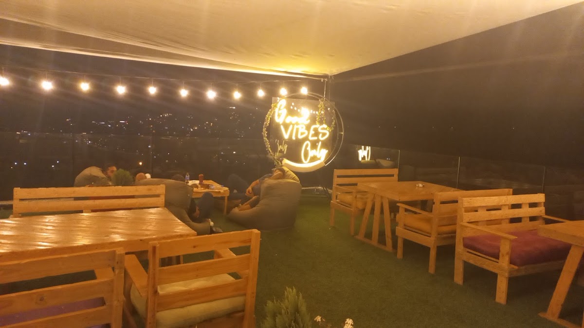 Night In Paradise — photograph 6