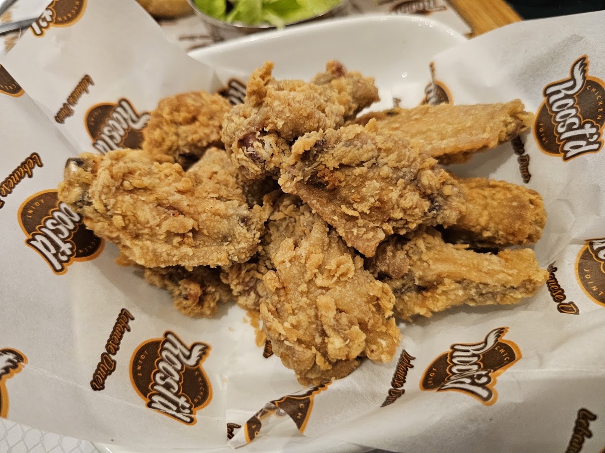 Roost’d Chicken Joint — photograph 4