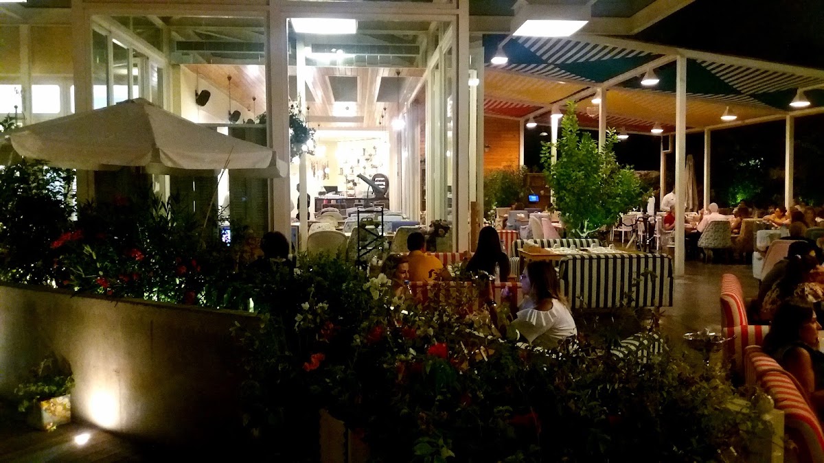 Gardens Naccache — photograph 5