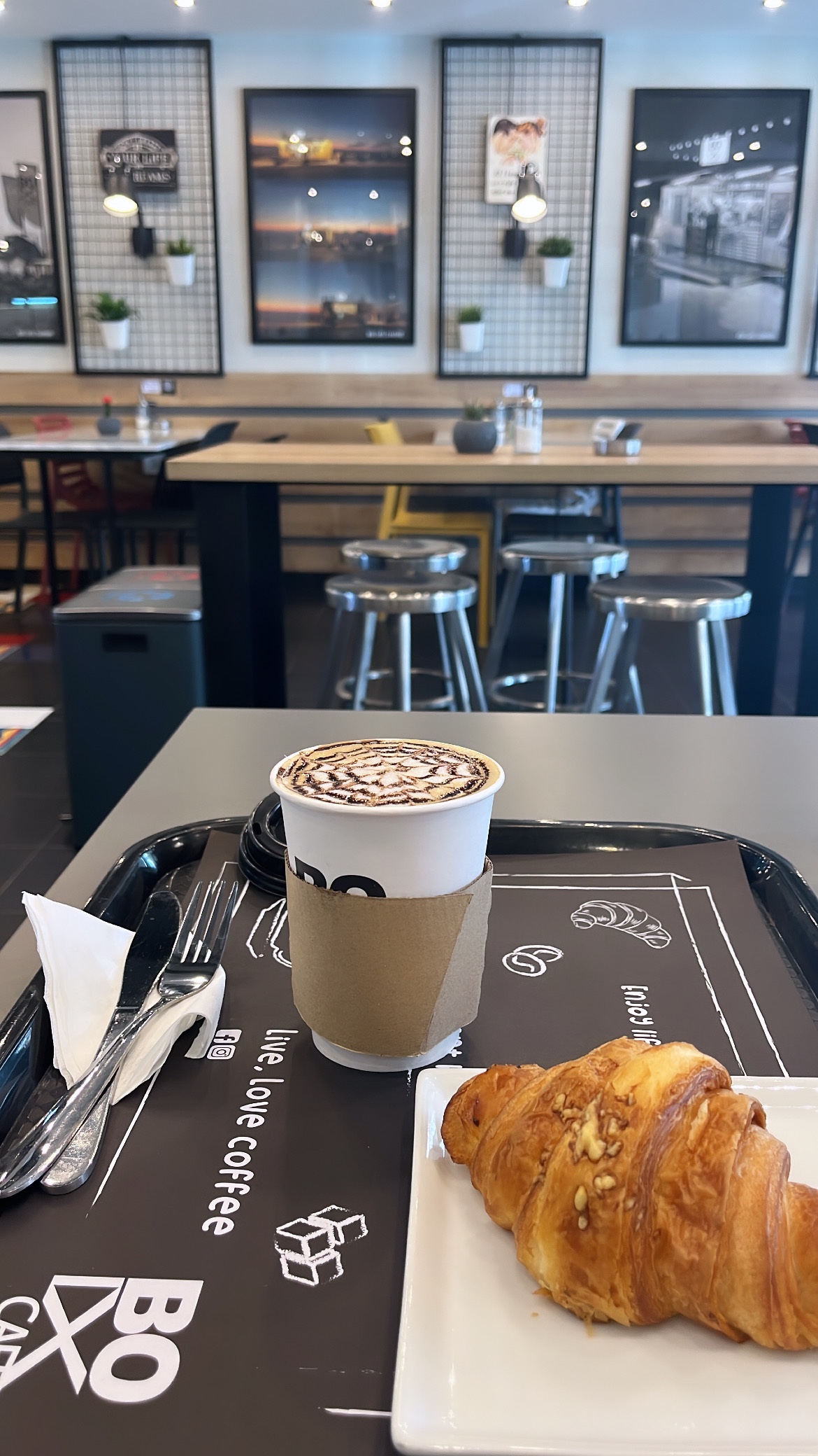 BoxCafe — photograph 2