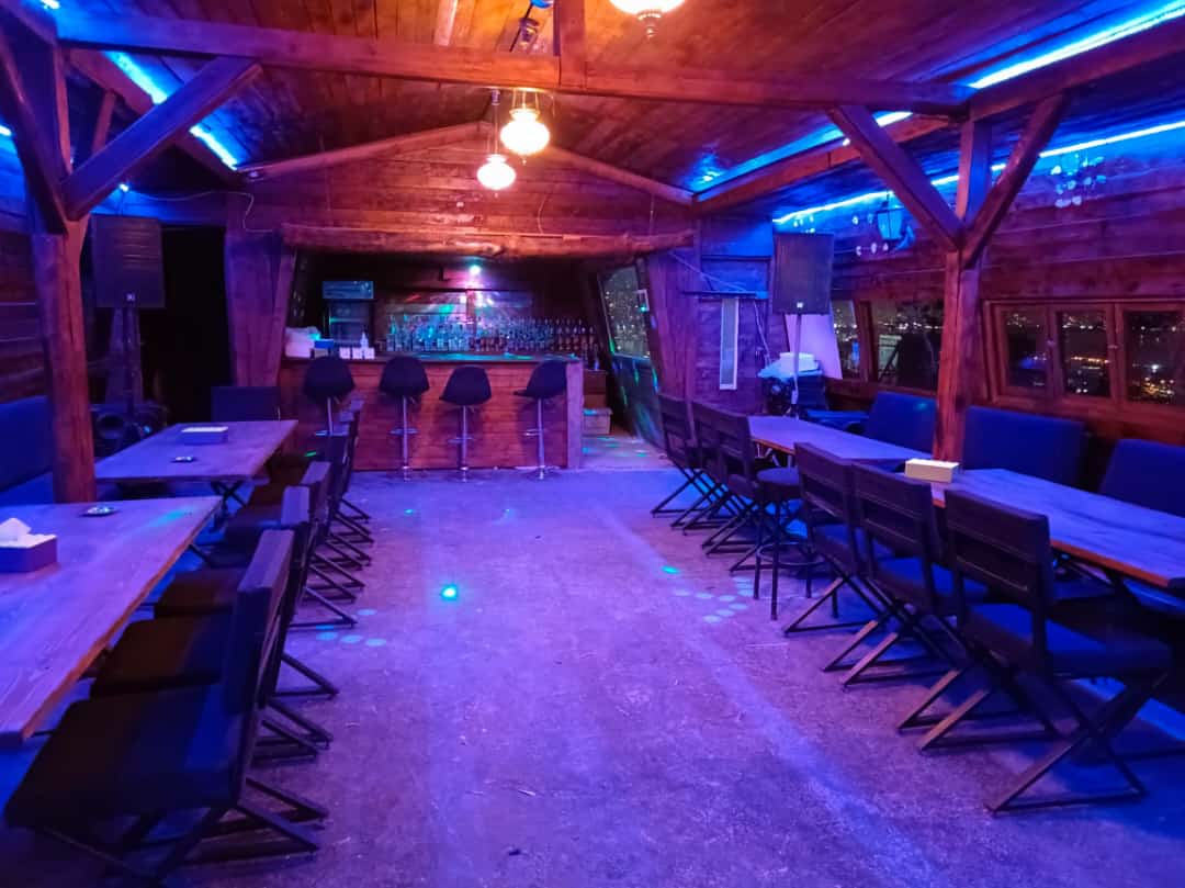 Cabin Lounge & Bar