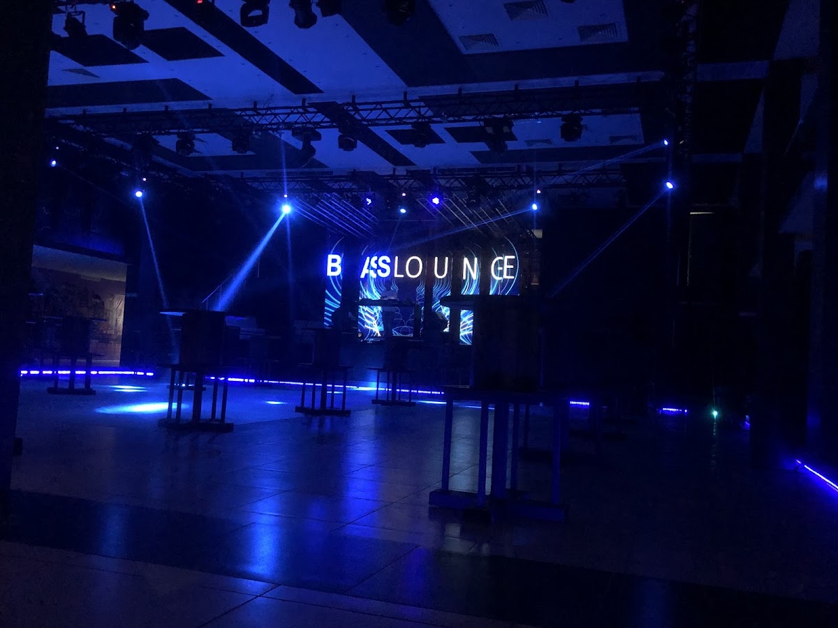 The Bass Lounge — photograph 4