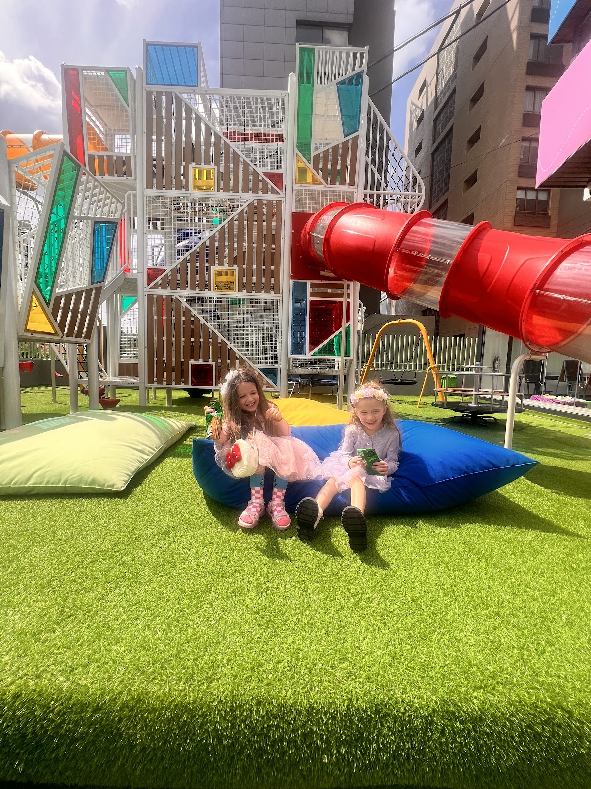 Vol Playground — photograph 3