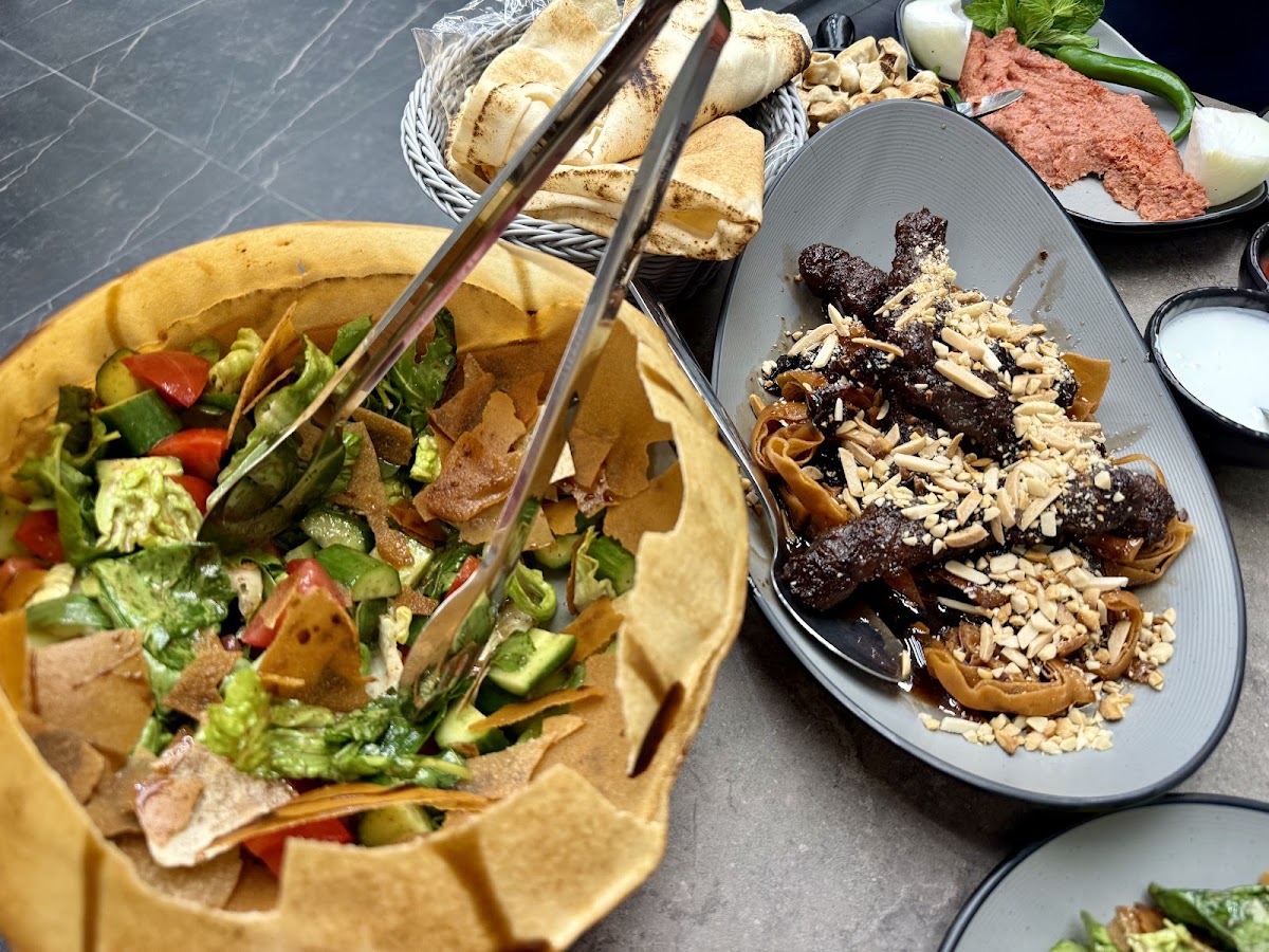 Apo new restaurant — photograph 6