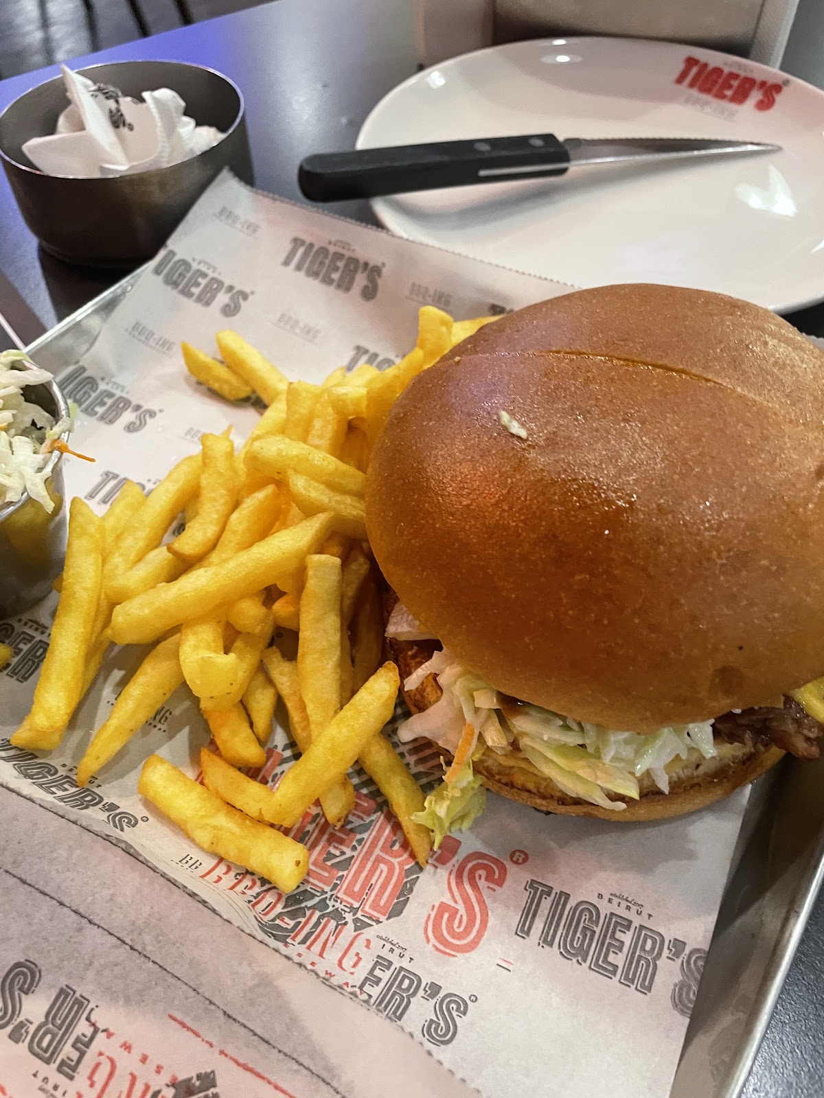 Tiger's BBQ-ing — photograph 4