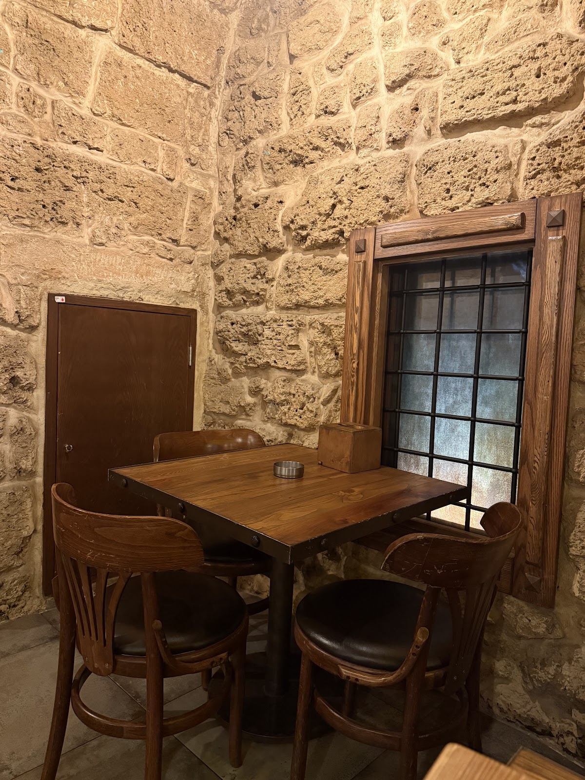 munchease Gemmayzeh — photograph 5