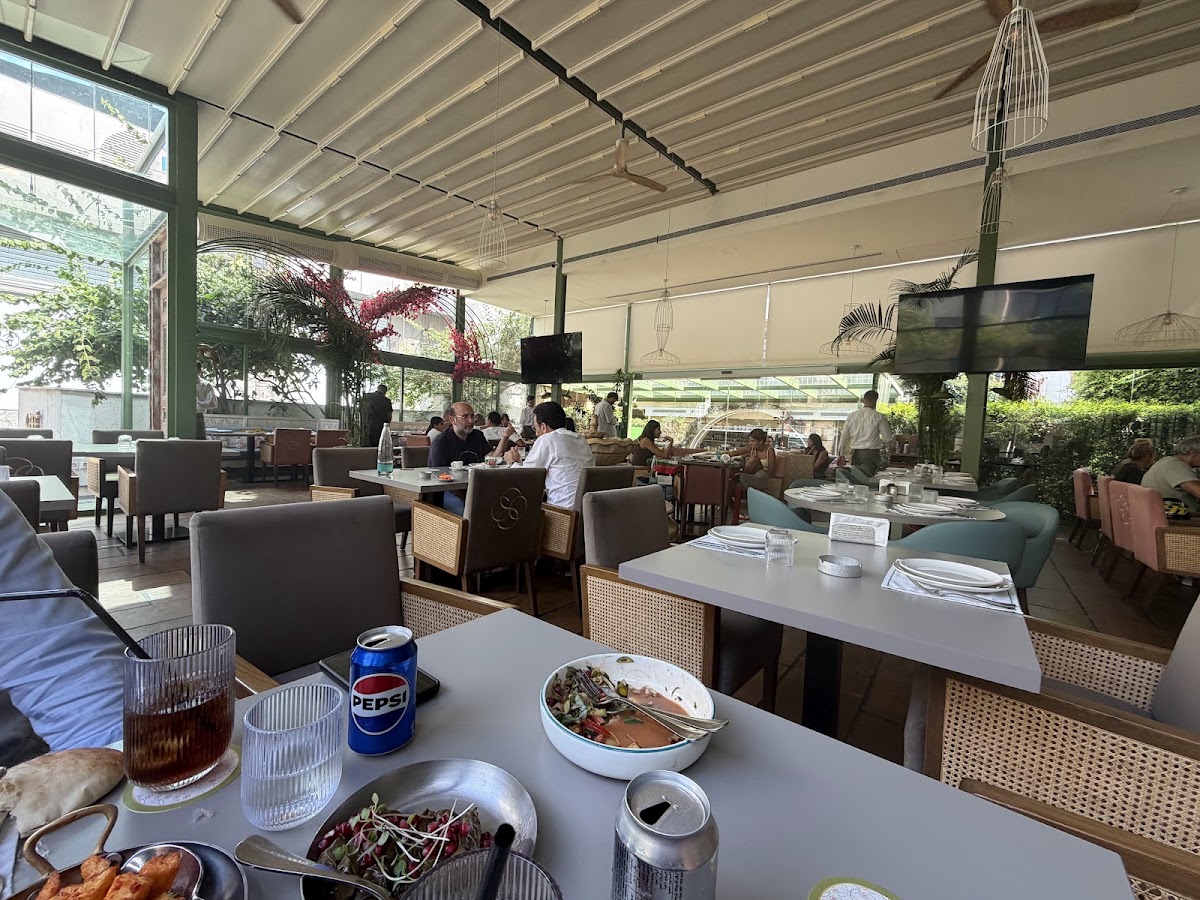 Café D'Orient — photograph 5