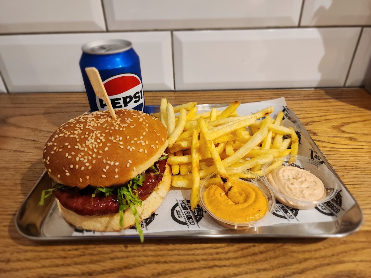 Mano Burger — photograph 2
