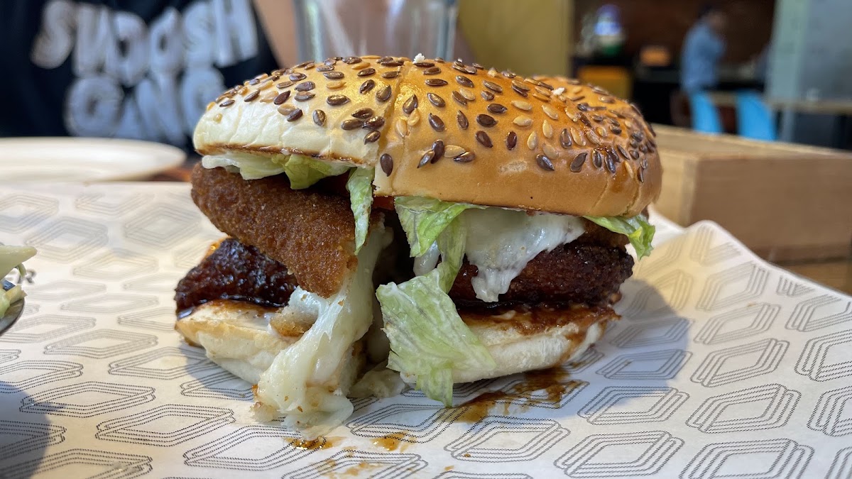 Roadster Diner — photograph 2
