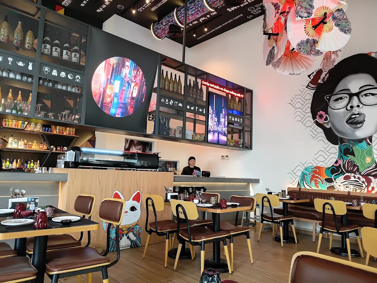 ObI Sushi Downtown Beirut Souks — photograph 3