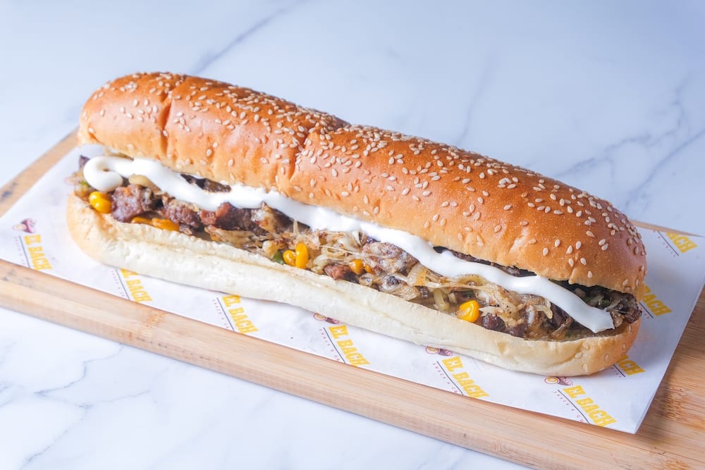 EL BACH SNACK & GRILL — photograph 6