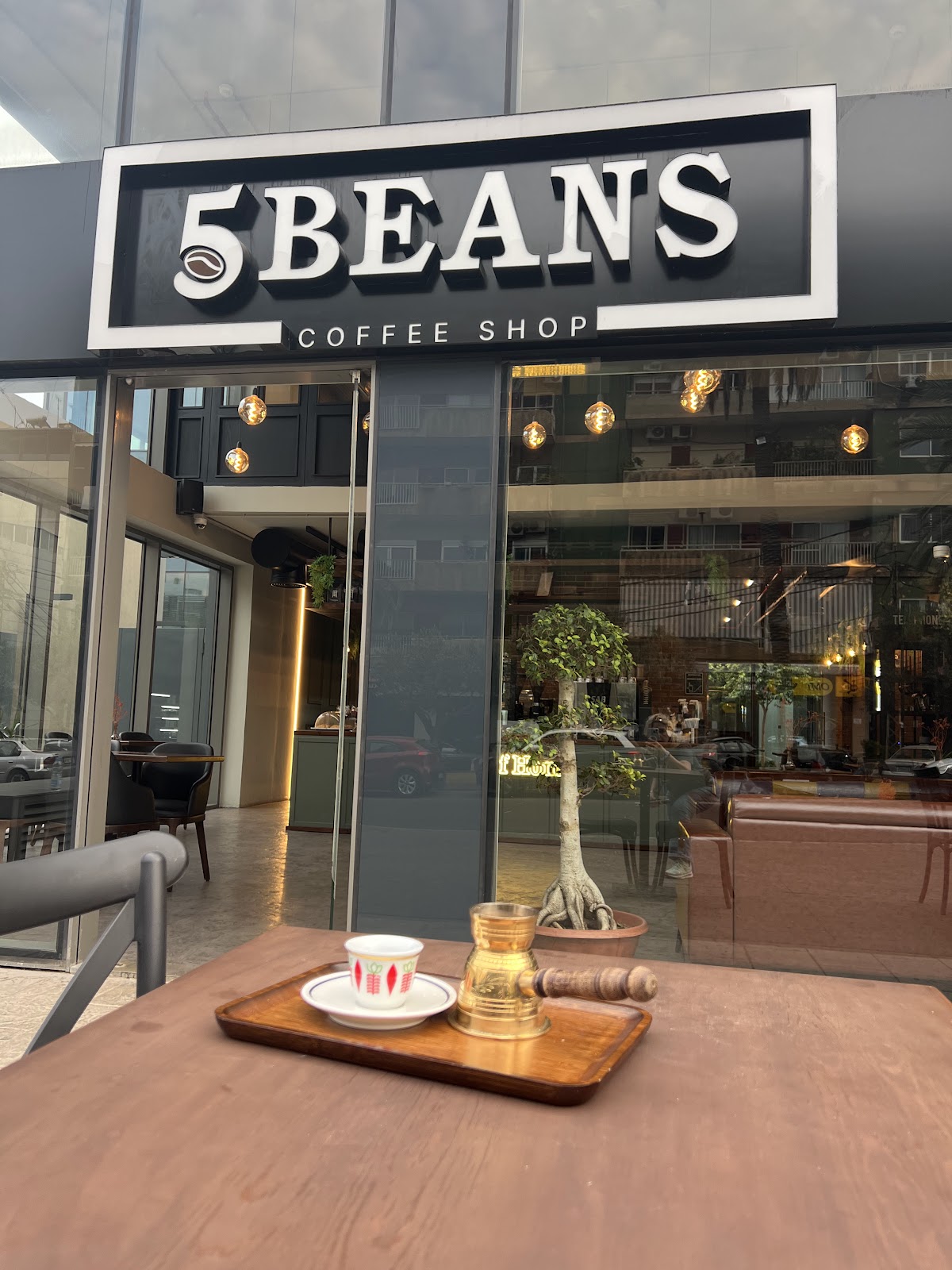 5 Beans Coffee Shop