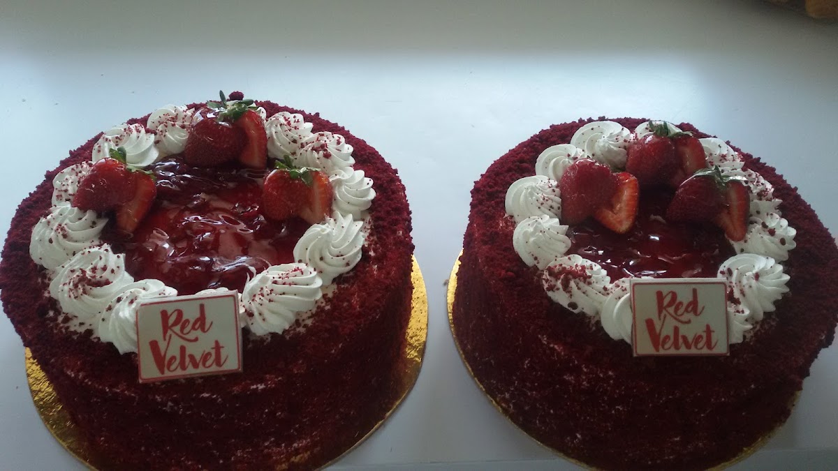 Adam Bakery — photograph 3