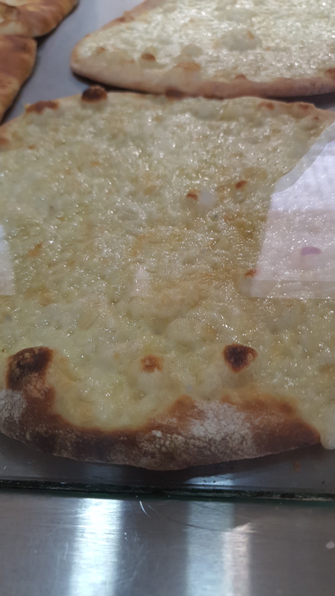 Karnig Bakery — photograph 2