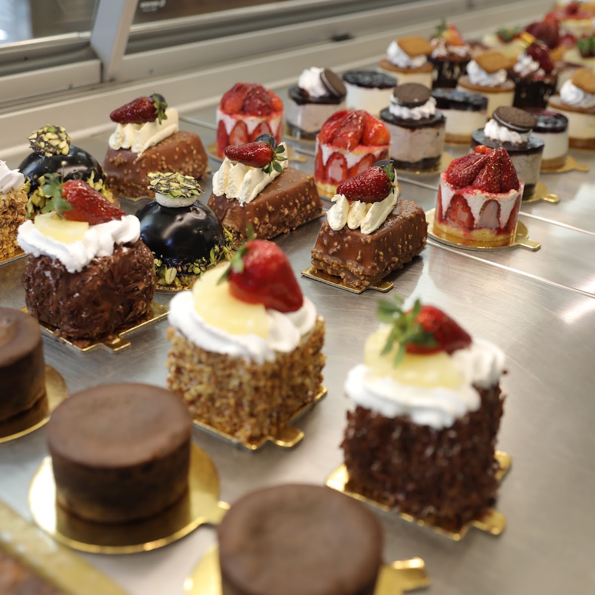 Keyrouz Bakery — photograph 2