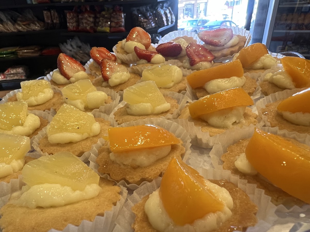 Saint Elie Bakery — photograph 3