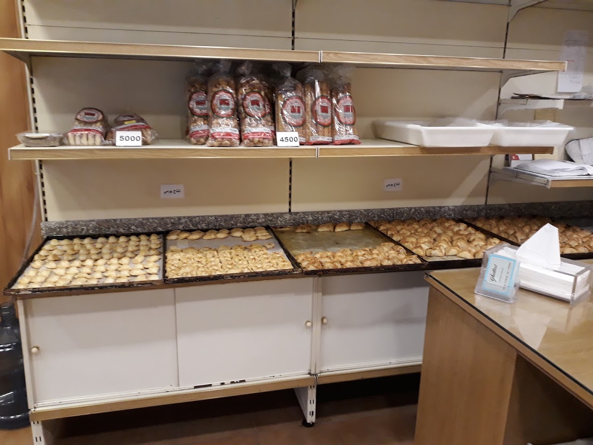 Ghattas Bakery — photograph 4
