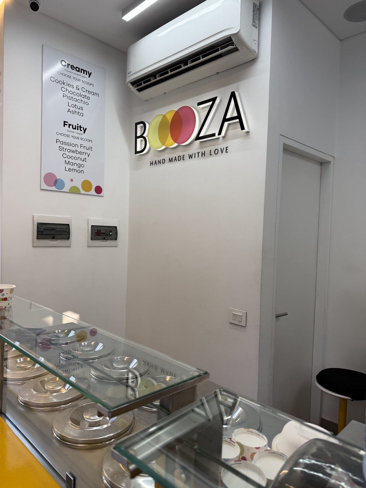 Boozalb — photograph 3