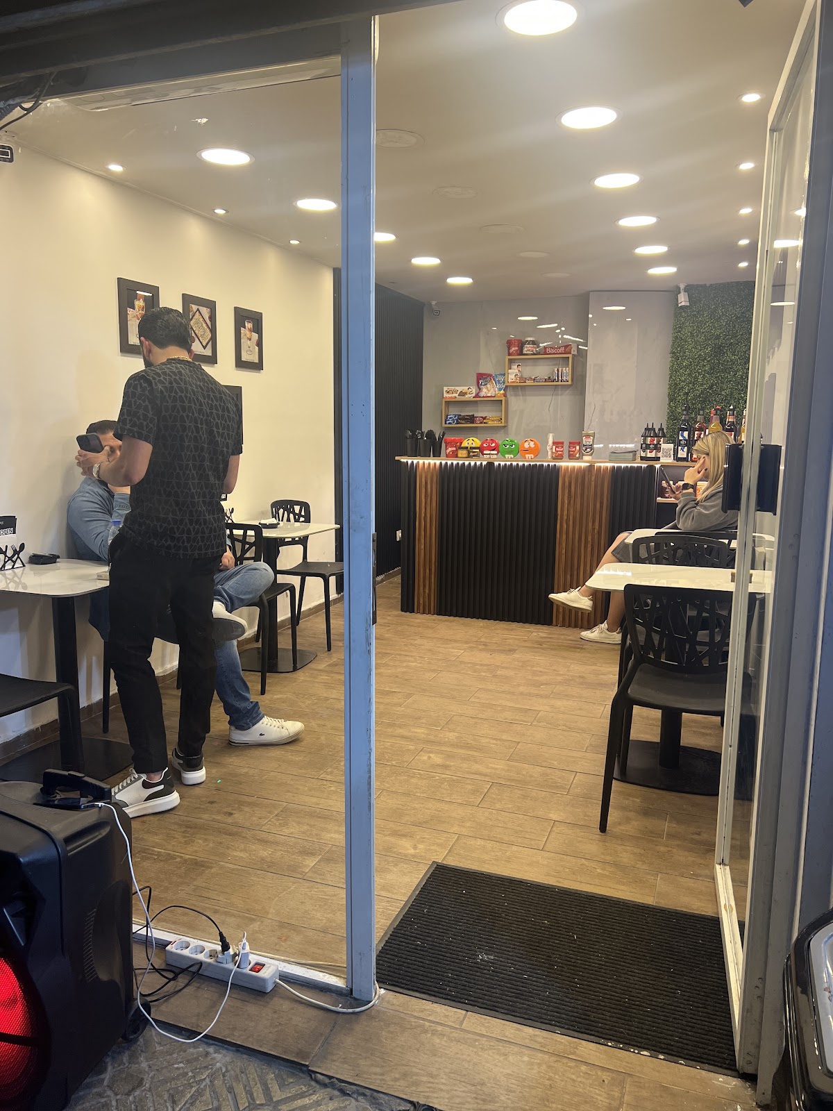 Dizert Crepes & Waffles — photograph 6
