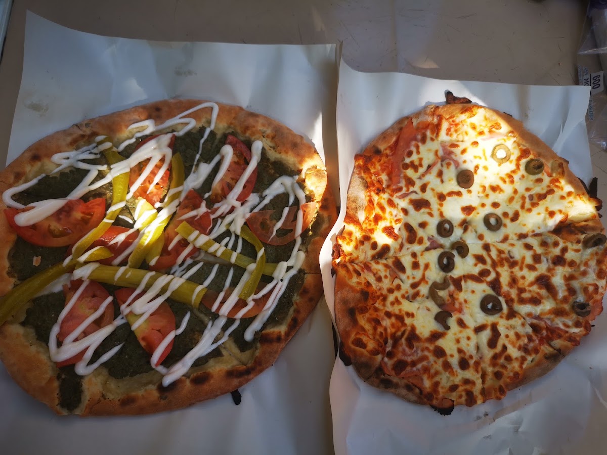 AbouZouz Bakery — photograph 2