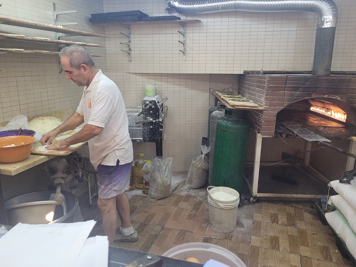 Saadeh Bakery — photograph 6