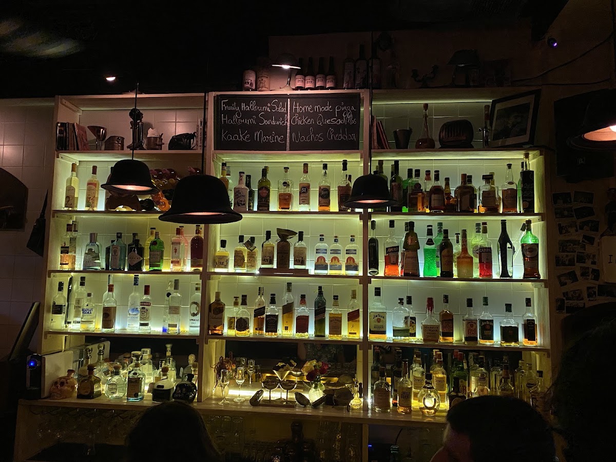 Chaplin Pub & Eatery