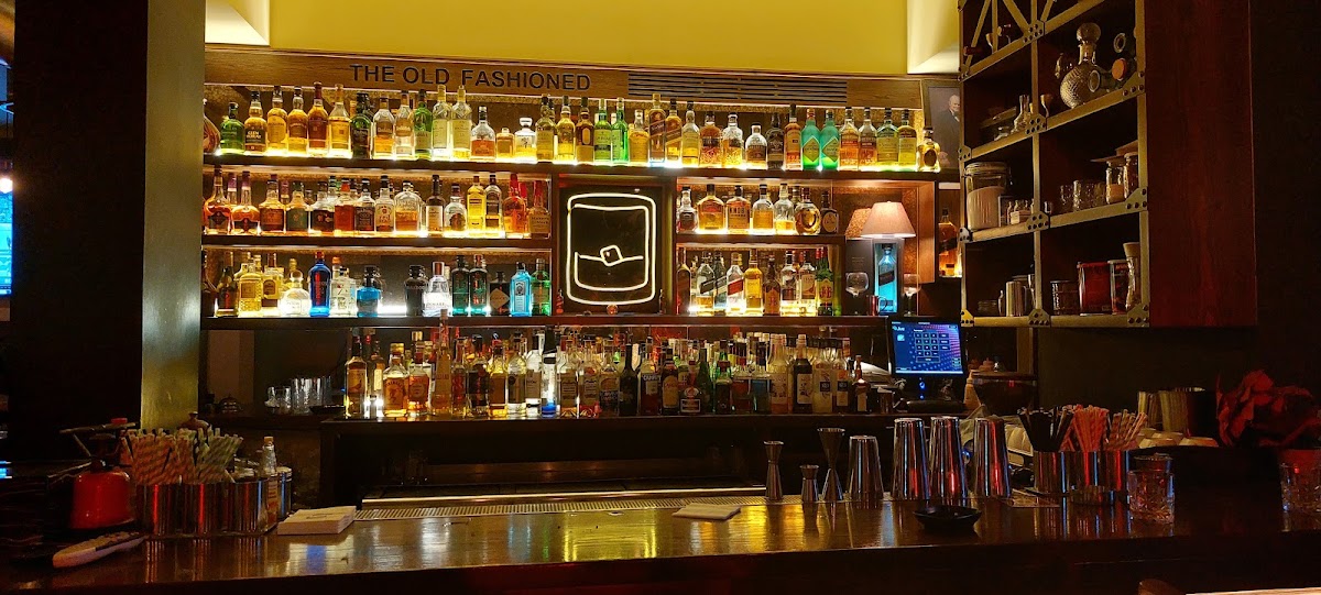 The Old Fashioned — photograph 3