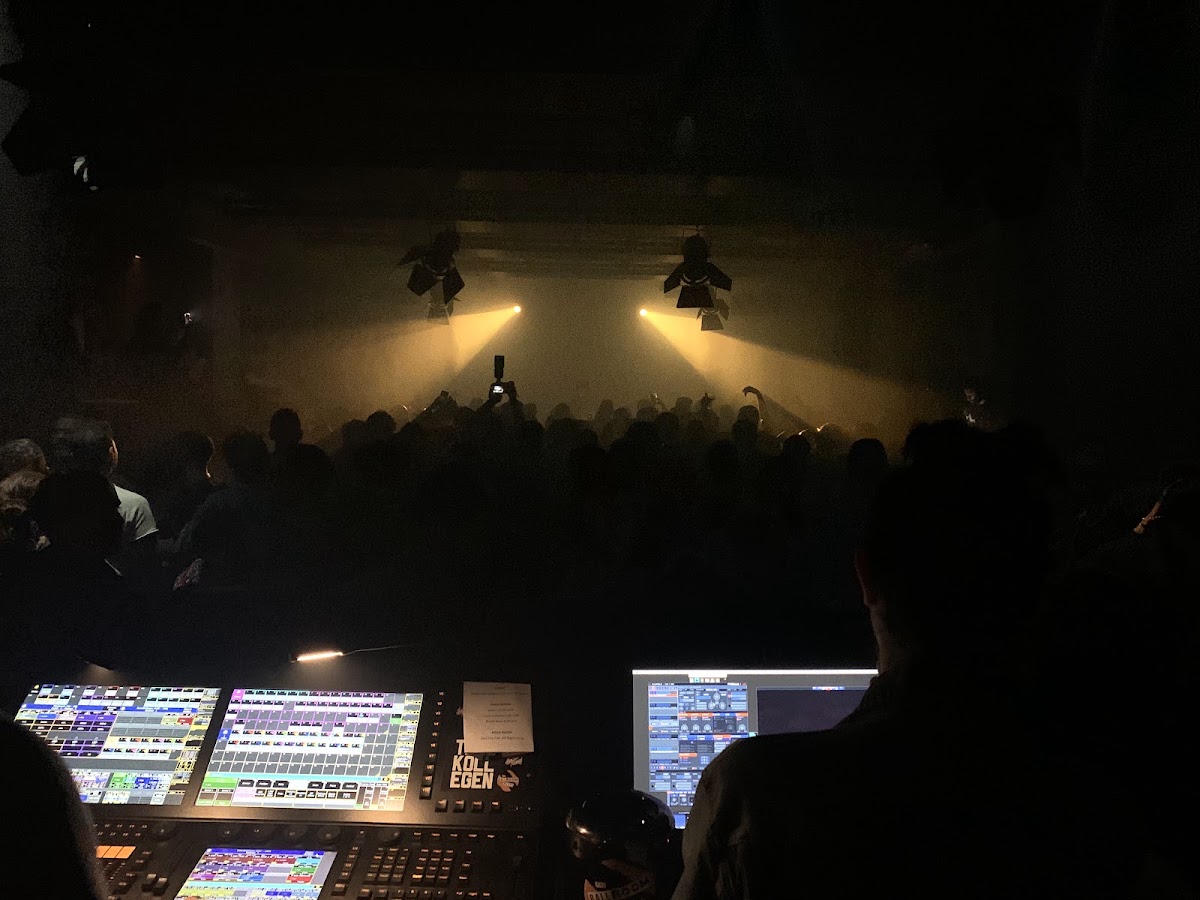 The Ballroom Blitz — photograph 3